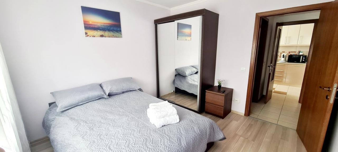 Perfect View Apartament 2 Rooms Self Check-In Бухарест Екстер'єр фото