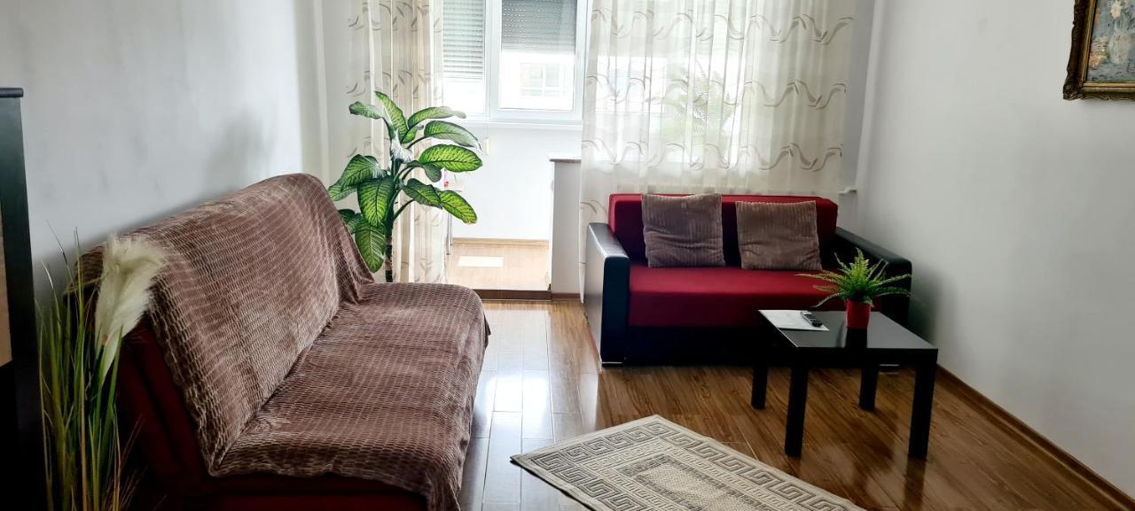 Perfect View Apartament 2 Rooms Self Check-In Бухарест Екстер'єр фото